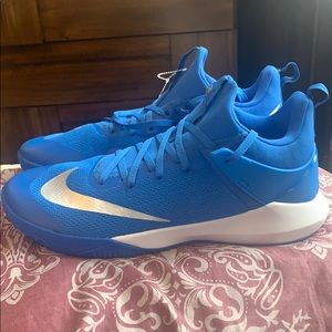 Brand New Men’s Nike size 16.5